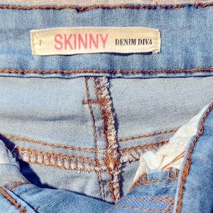 Girls sz 7 Denim Diva Skinny Jeans